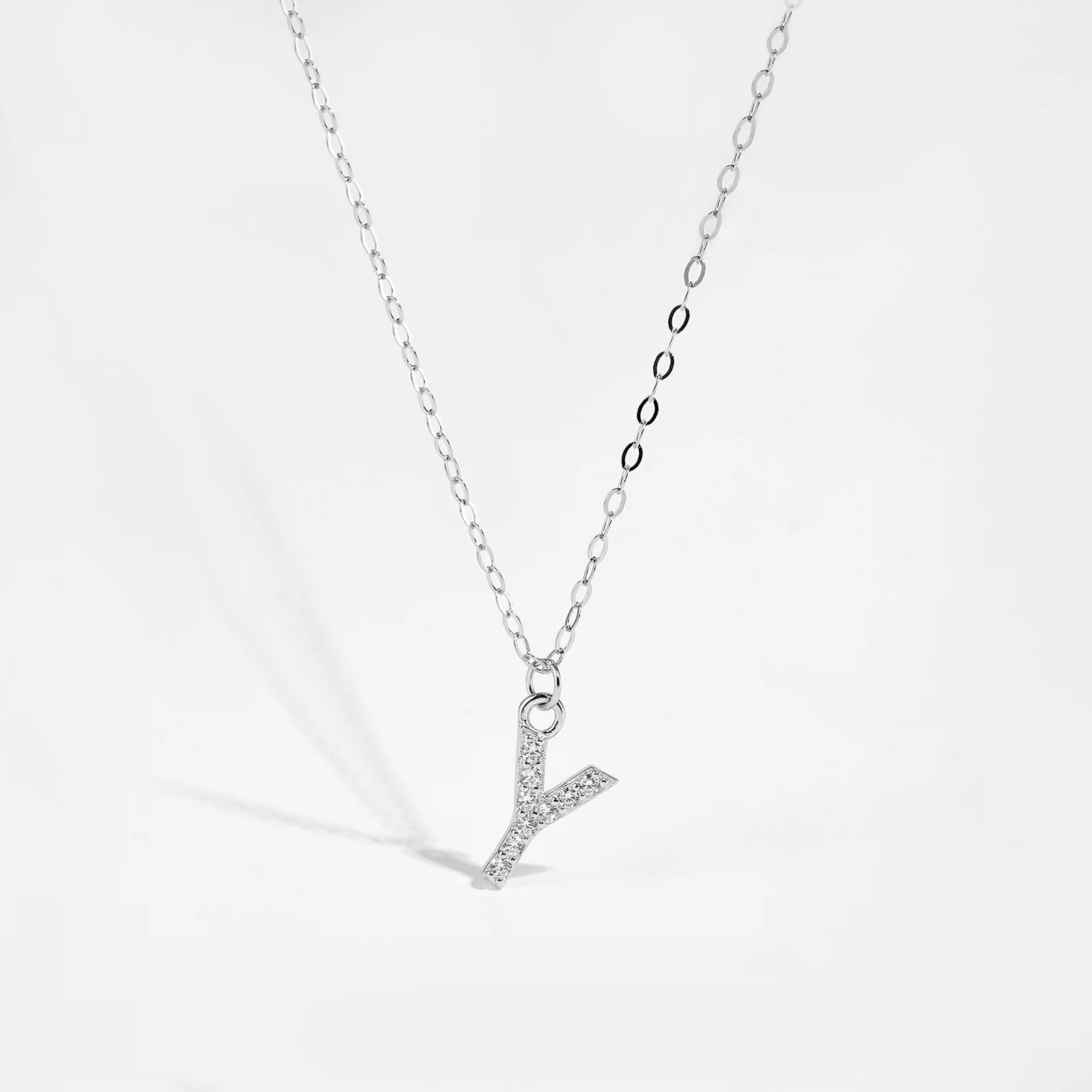 Collier initial argent