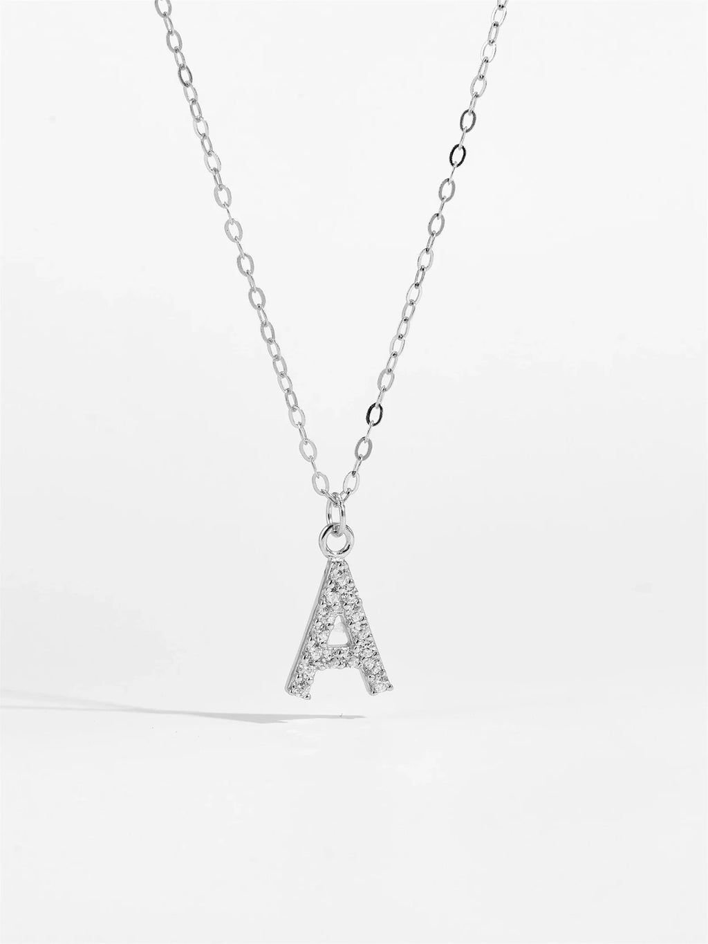 Collier initial argent