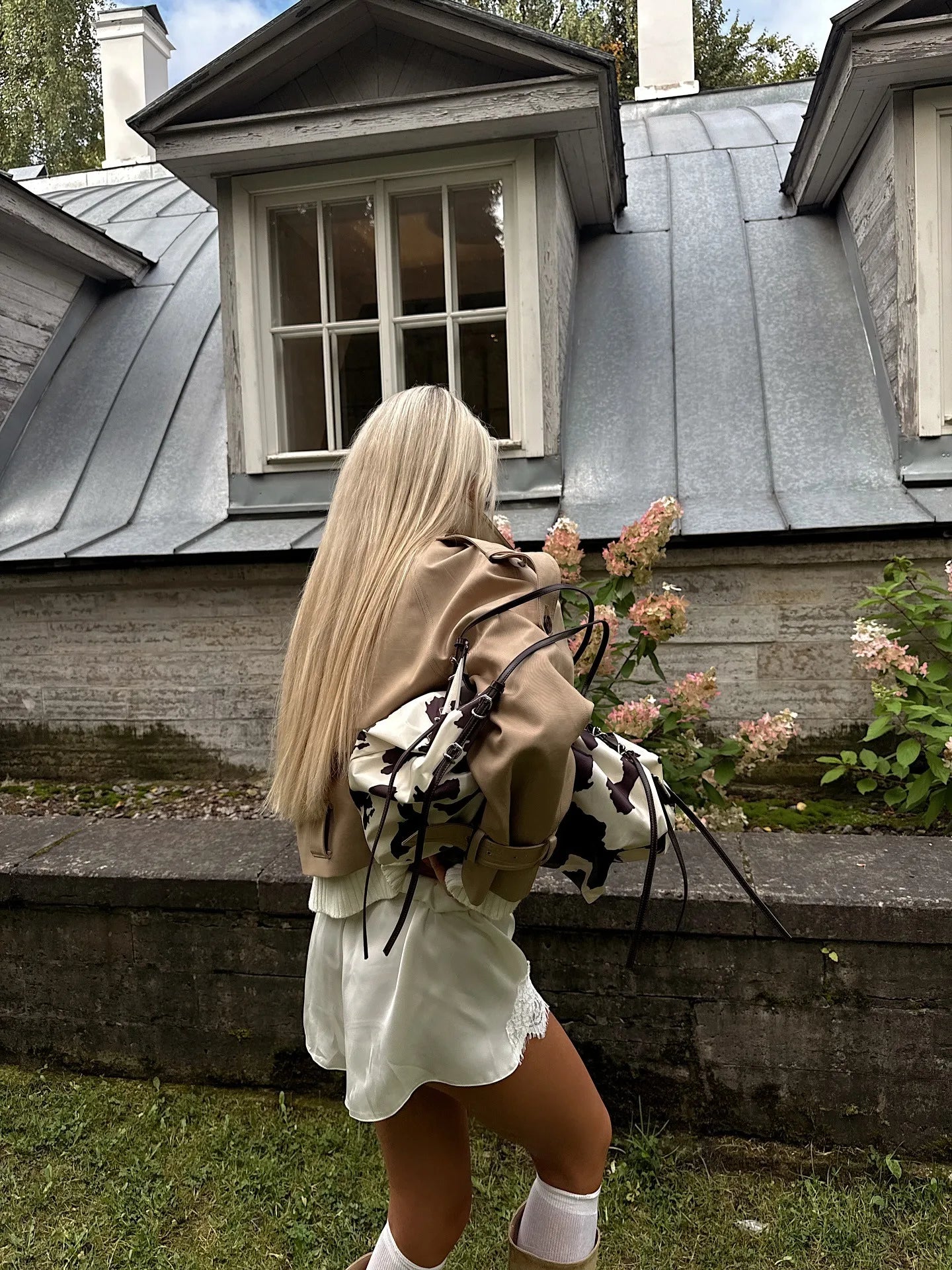 Short Lola