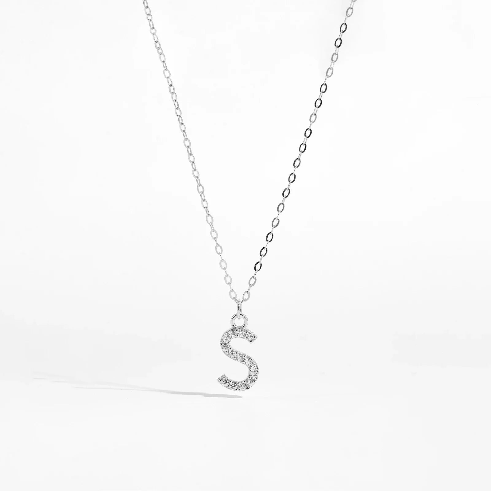 Collier initial argent