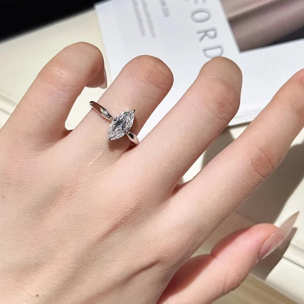 Bague marquise argent et moissanite