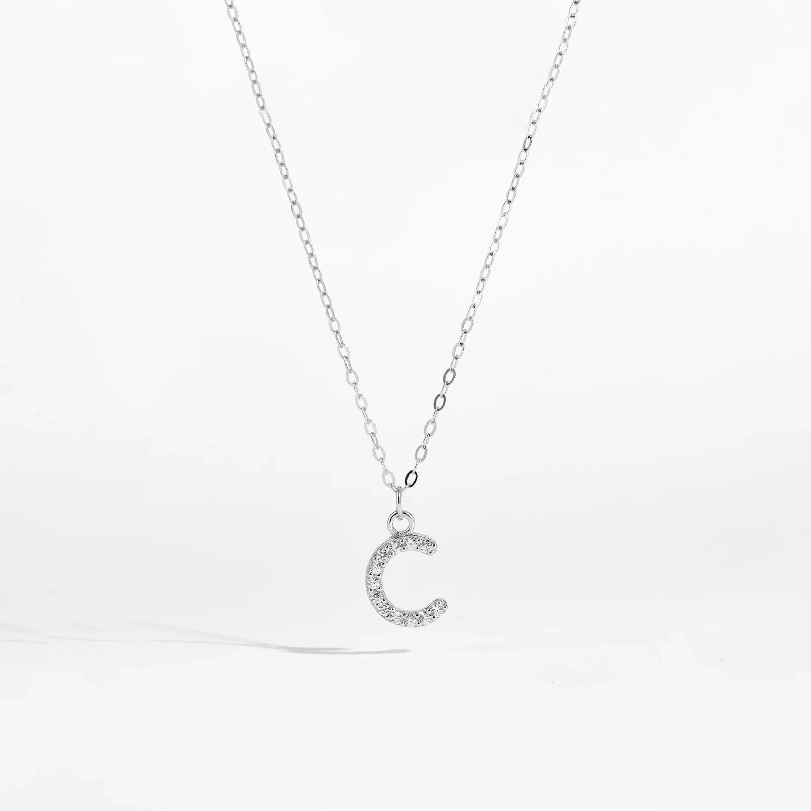 Collier initial argent