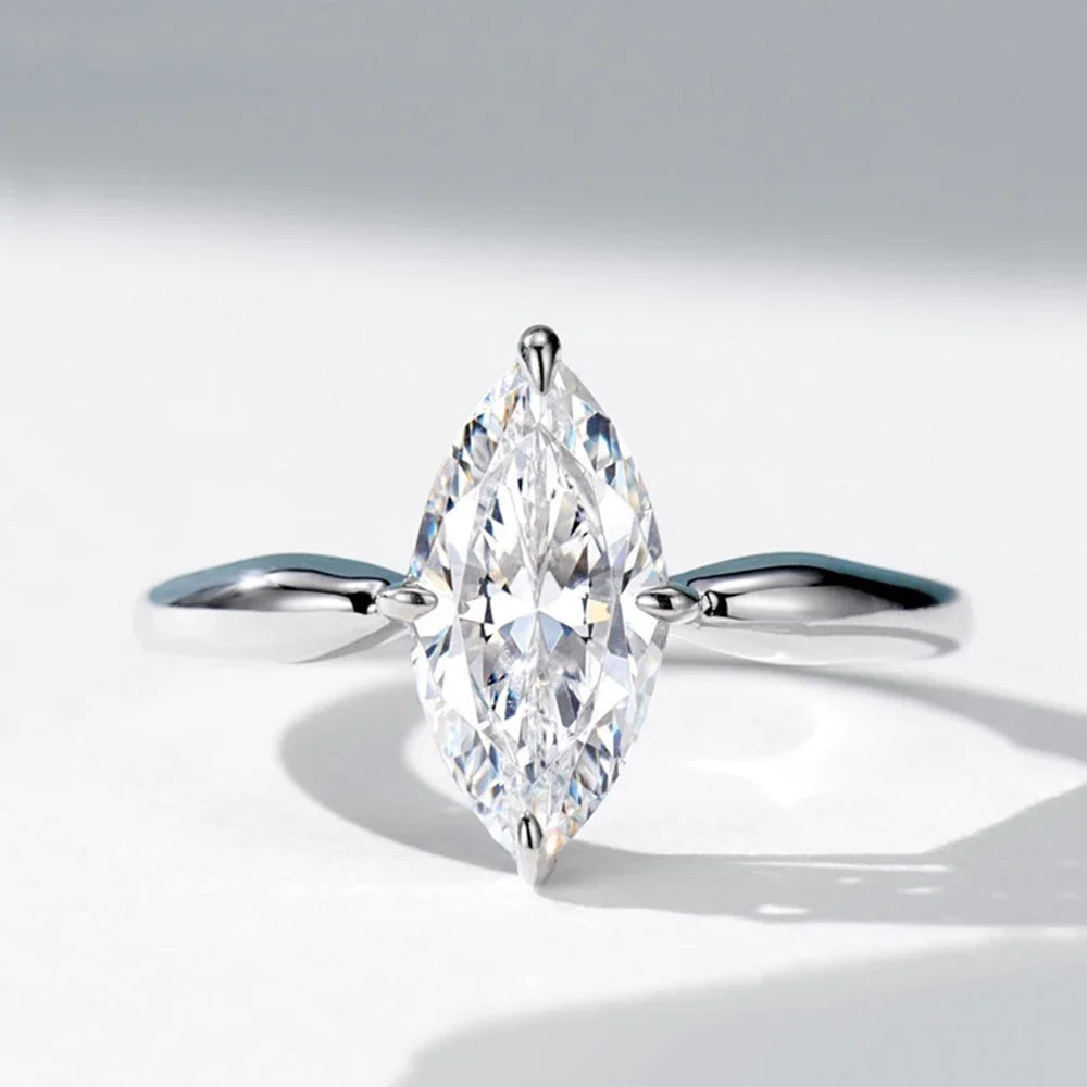 Bague marquise argent et moissanite