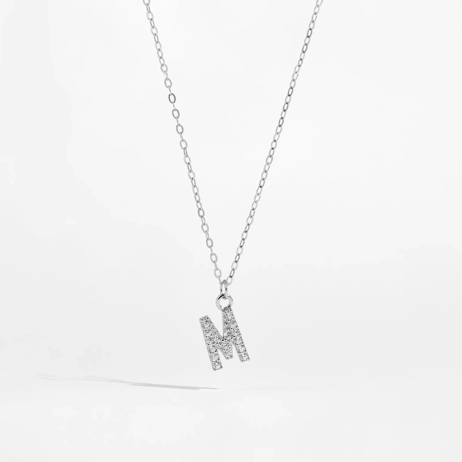 Collier initial argent
