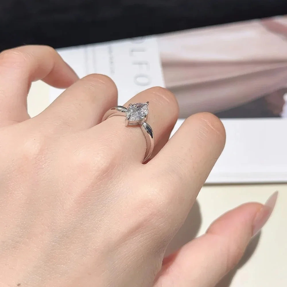 Bague marquise argent et moissanite
