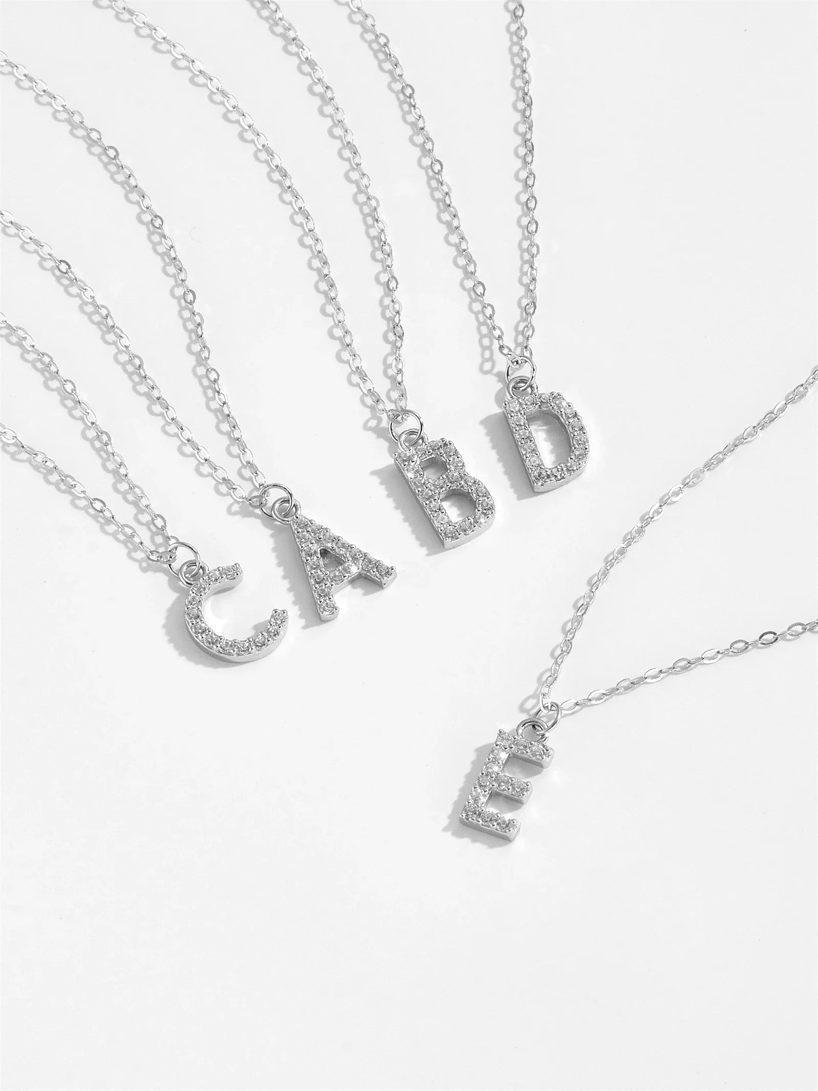 Collier initial argent