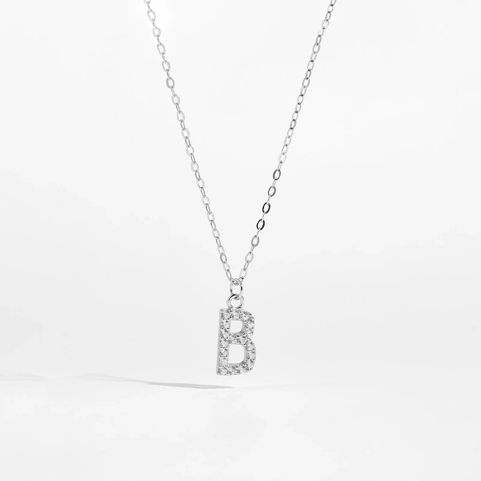 Collier initial argent