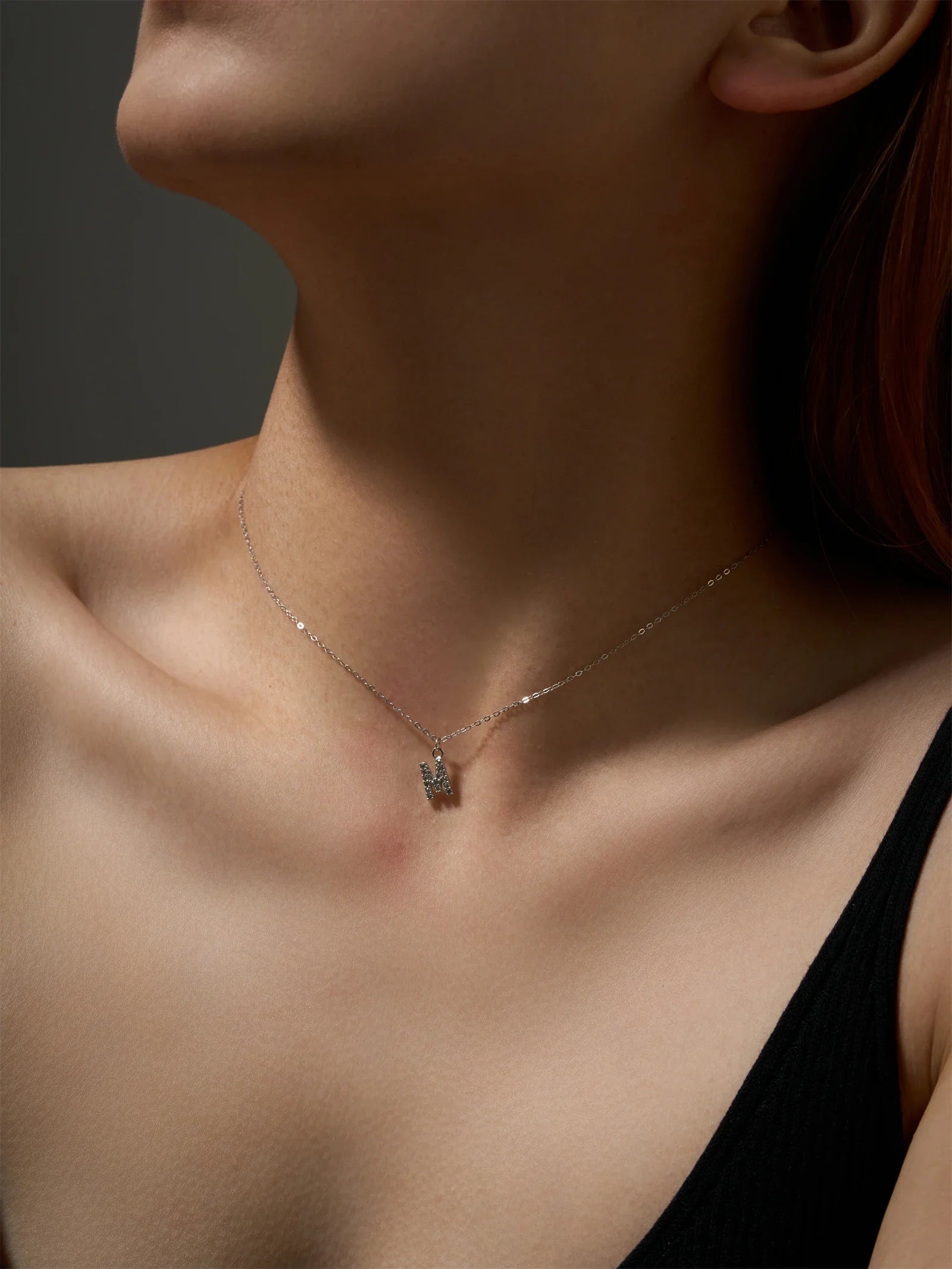 Collier initial argent